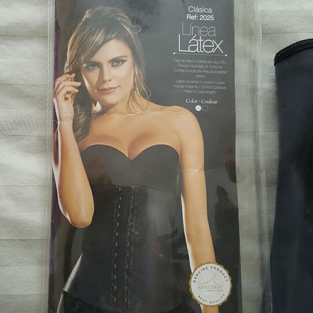 Ann Chery  Waist Clincher