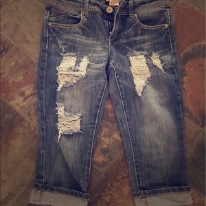 Cute jean capris! 😀