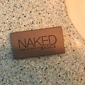 Urban Decay Naked Basics palette