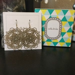 Stella & Dot earrings