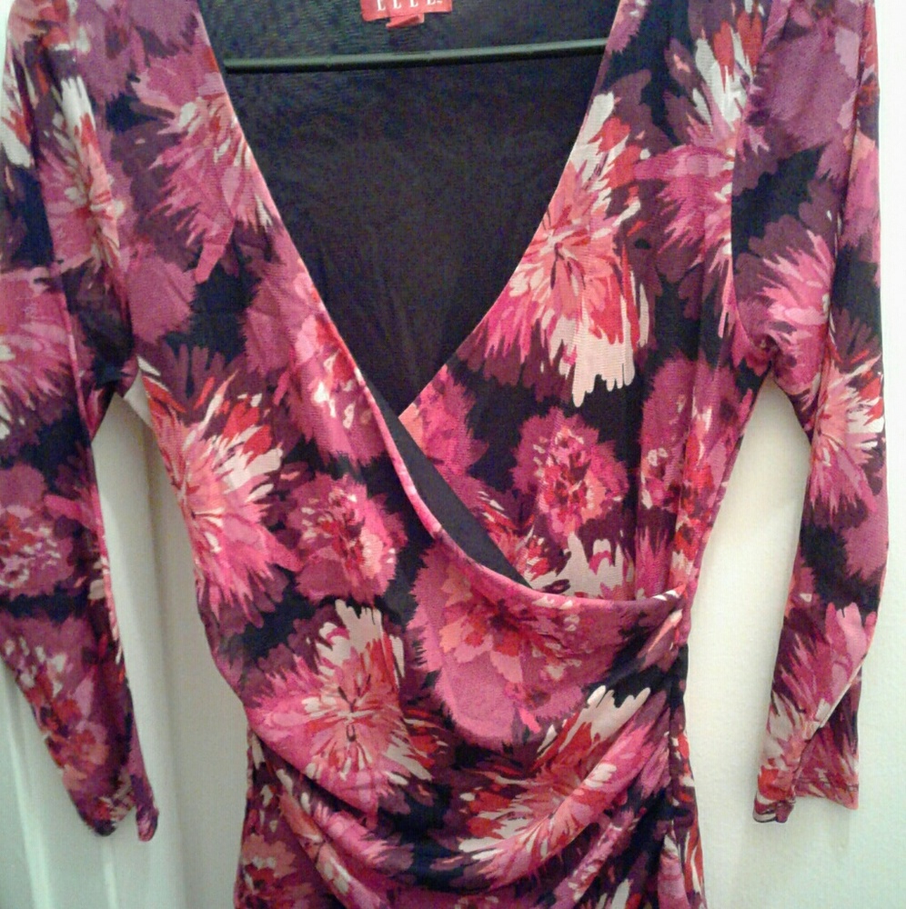 Long sleeve flower top with cinched sides