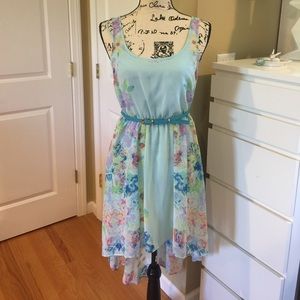 🌻 SALE‼️ Boutique dress Vintage