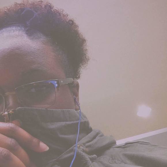 Meet your Posher, Martina - Picture 1 of 1