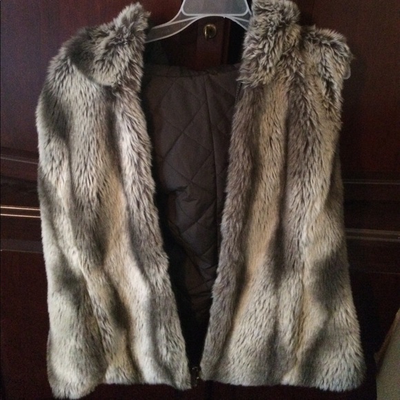 Reversible Vest - Picture 3 of 4