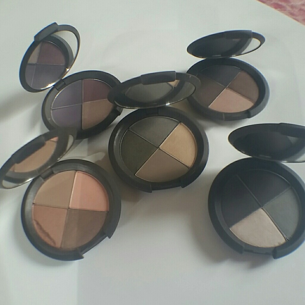 AUTHENTIC BECCA EYESHADOWS