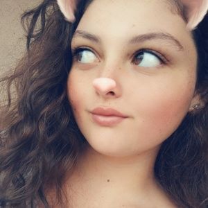 Meet your Posher, Clairece