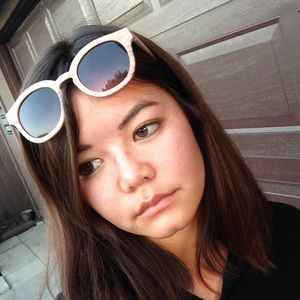 Meet your Posher, Tiffany