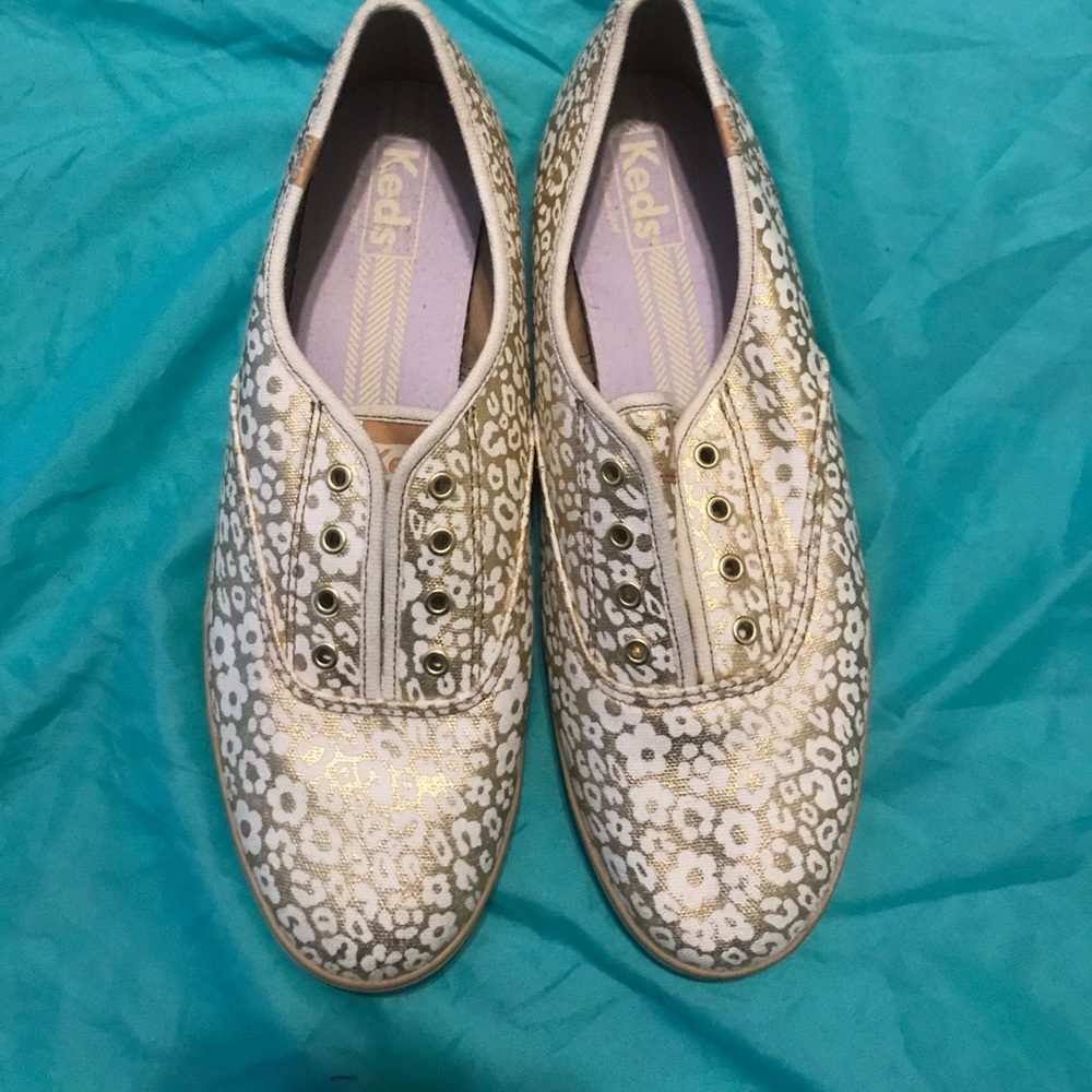 NWOT Metallic Keds ✨
