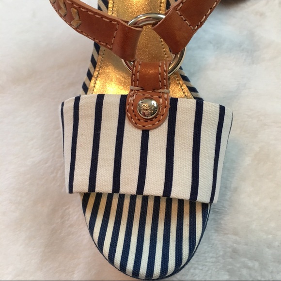 Coach Gwynn Pop Beach Wedge Sandals - Picture 4 of 7