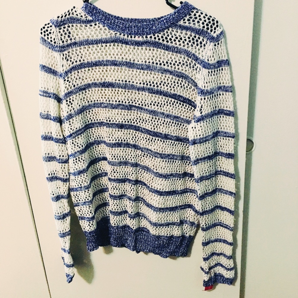 *NWT*  Xhilaration Blue And White Knit Long Sleeve