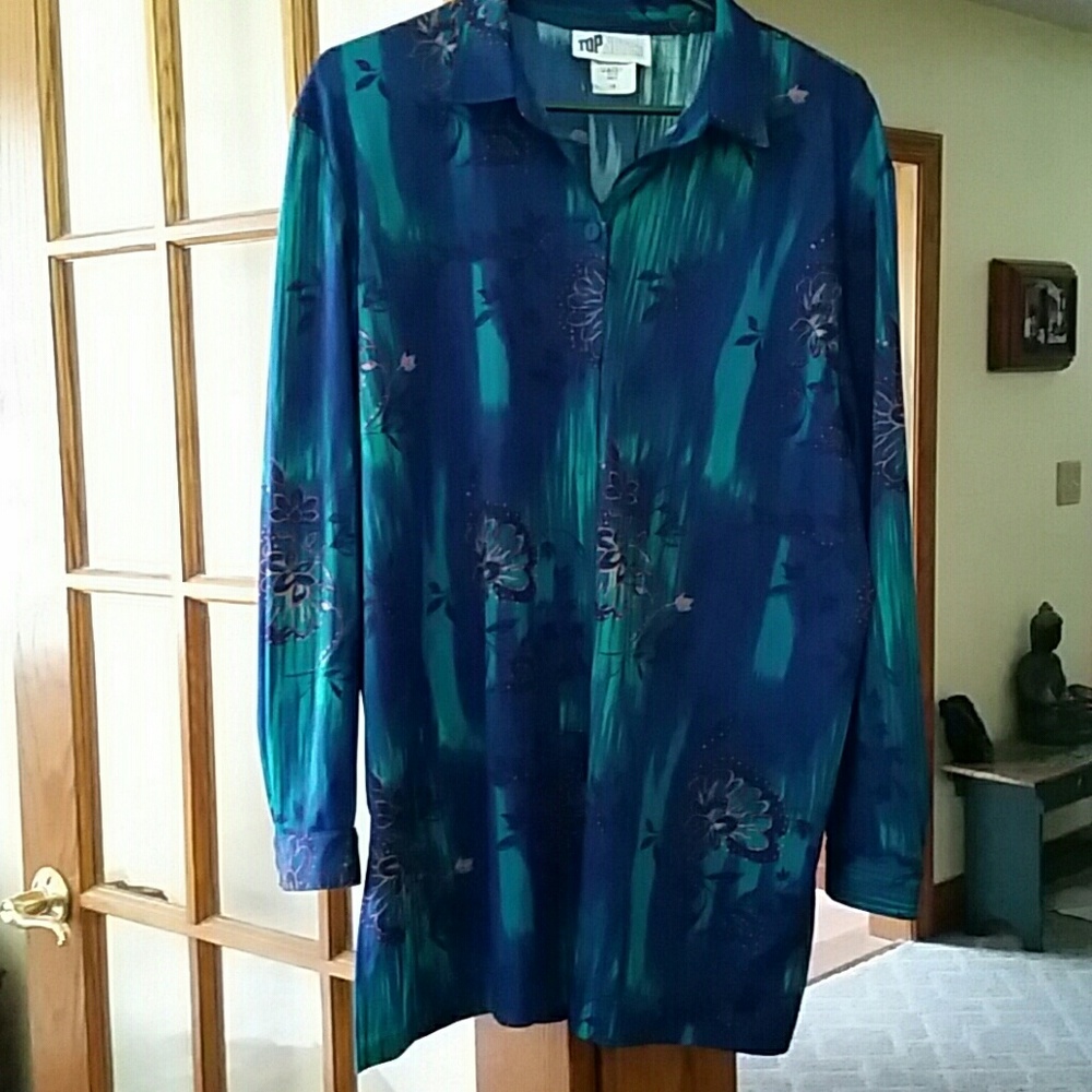 BEAUTIFUL TOP NOTCH LONG SLEEVE SZ. 18 BLOUSE