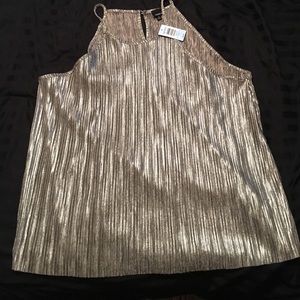 NWT Torrid silver top