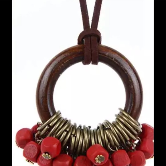 Wooden Necklace - Picture 6 of 6