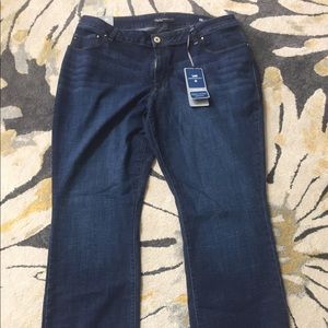 🌟SALE🌟Lee NWT Women's Bootcut Medium Wash Jeans