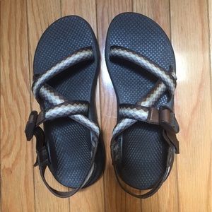 Chacos Size 8