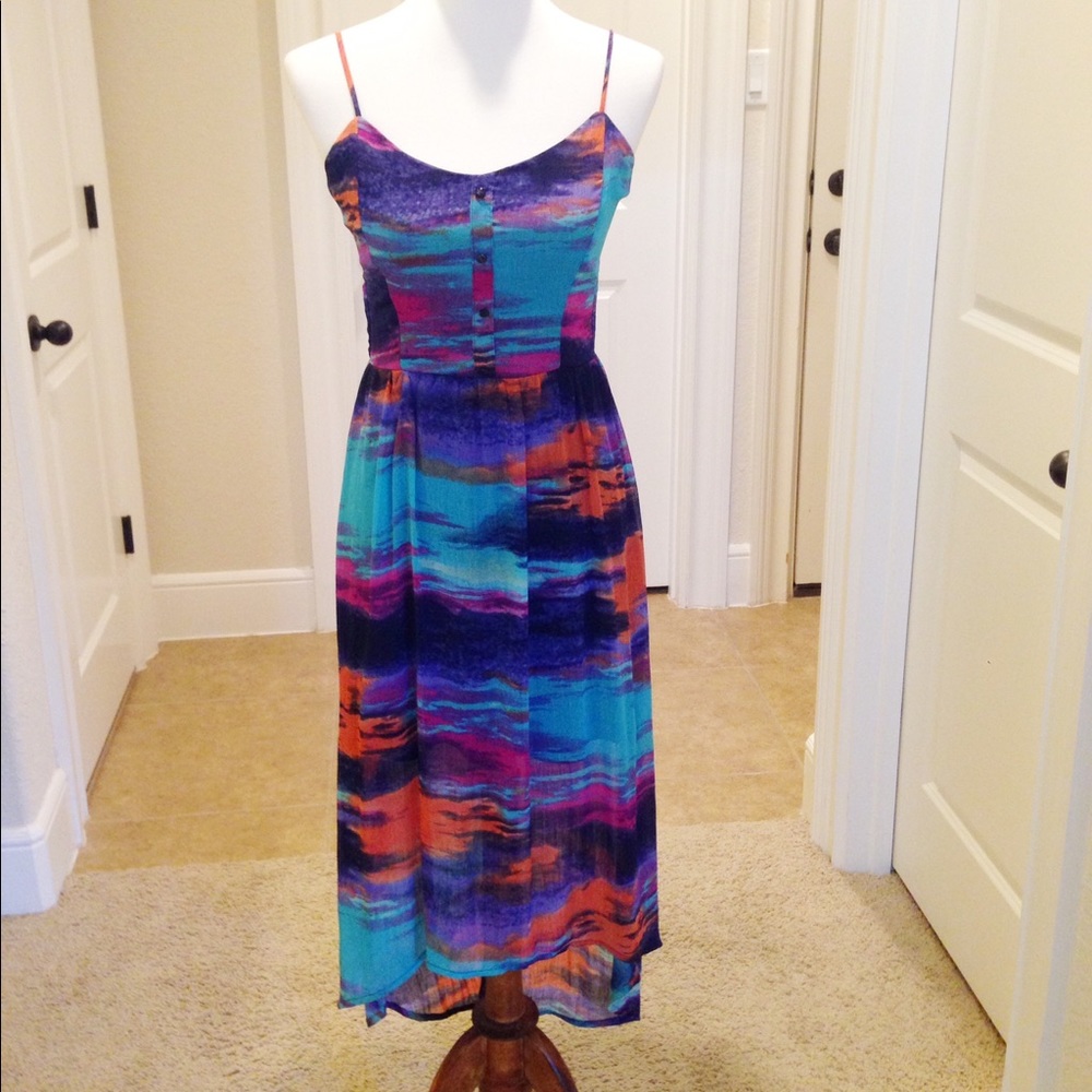 Watercolor high low dress good condition size M