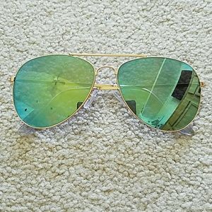 Reflective sunglasses