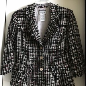 Selling a Breaking loose Dress blazer