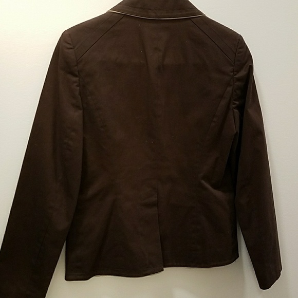 Blazer - Picture 2 of 2