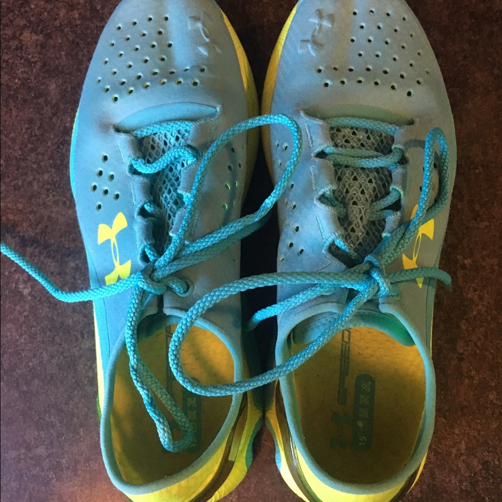 Turquoise under armour running shoes