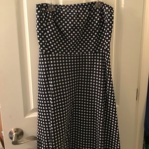 Knee length J Crew navy and white polka dot dress