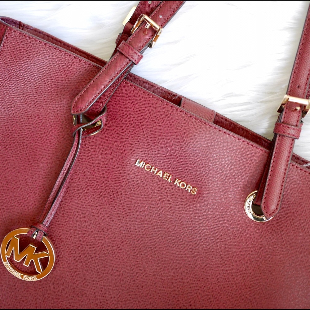 ❌SOLD❌MK Jet Set Travel Tote