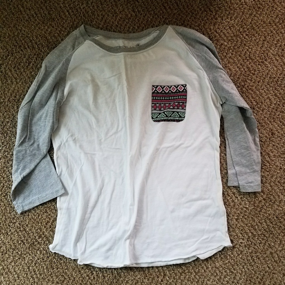 Size Large 3/4 sleeve baseball shirt with pocket