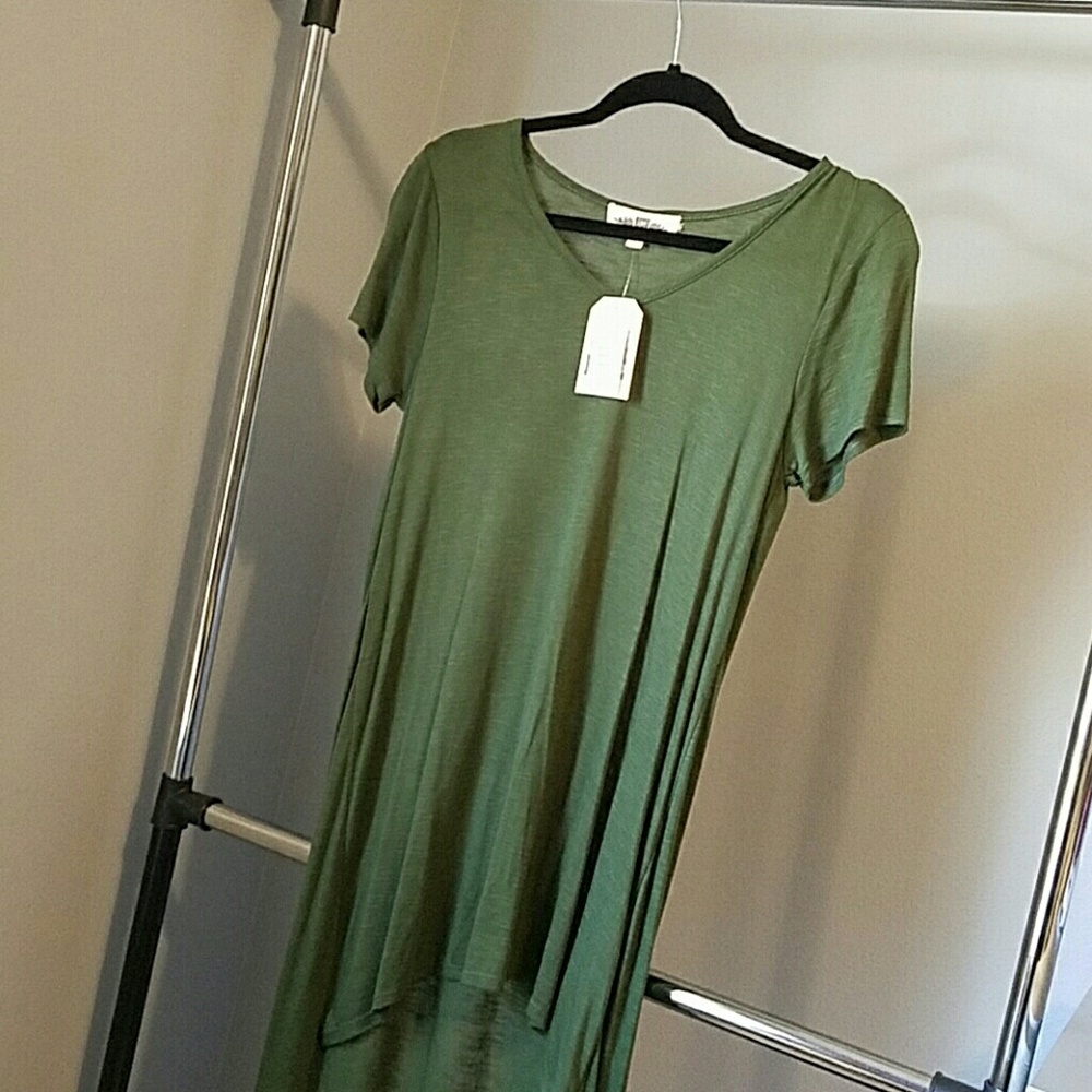 NWT OLIVE ARMY GREEN TUNIC TOP HIGH LOW