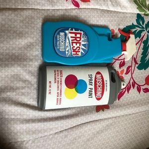 Two moschino cases iPhone 6 Plus