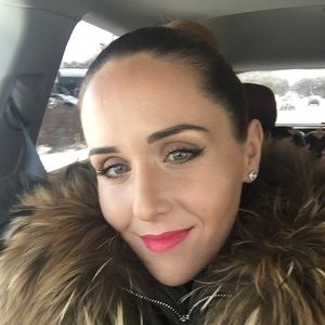 Meet your Posher, Eliza