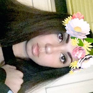 Meet your Posher, Brielle