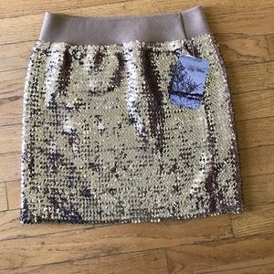 Gold sequined party skirt