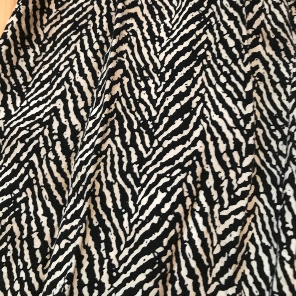 Patterned Pants - Picture 2 of 4