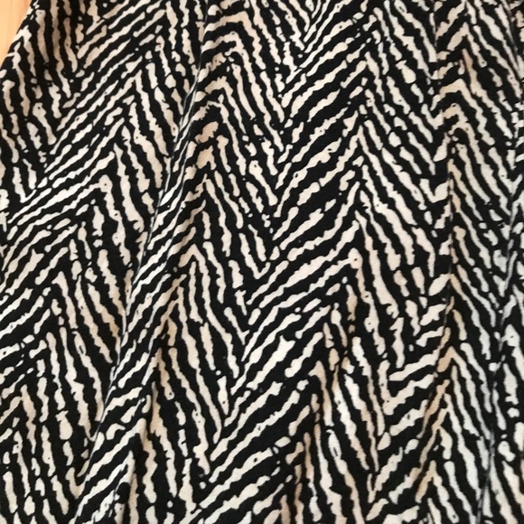 Patterned Pants - Picture 2 of 4