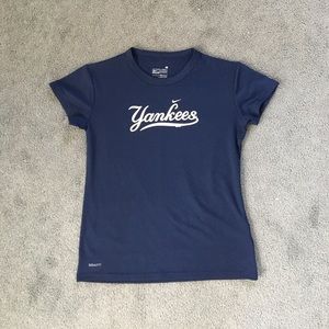 Yankee t shirt