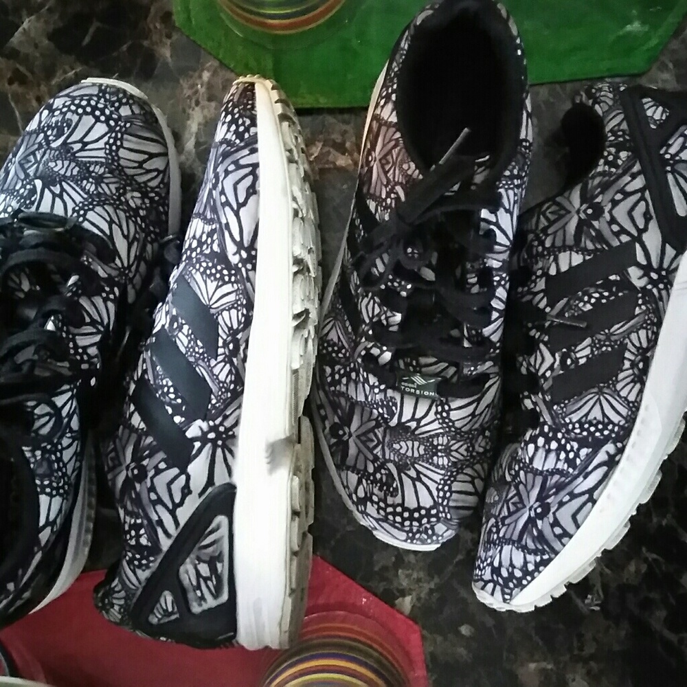 Adidas flux sz 8.5 snd size 10