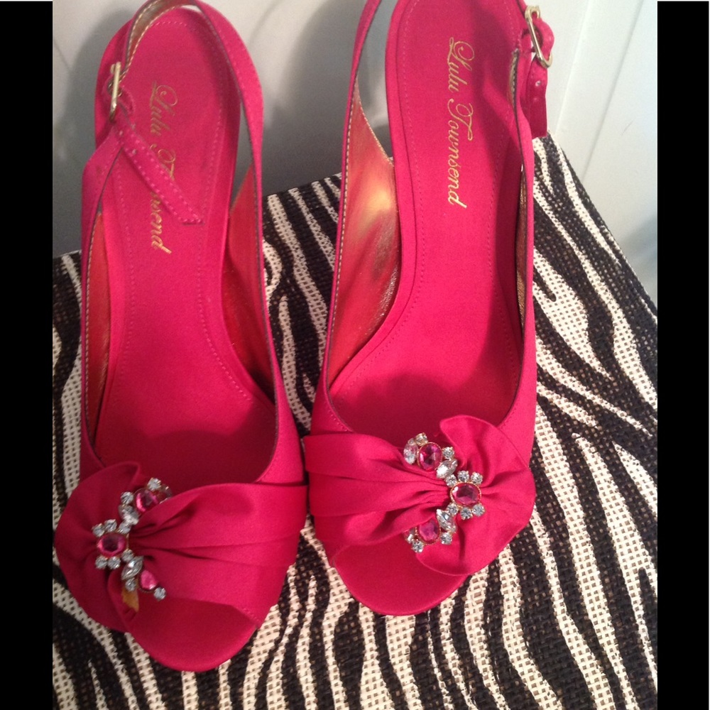 Lulu Townsend Berry Satin heels