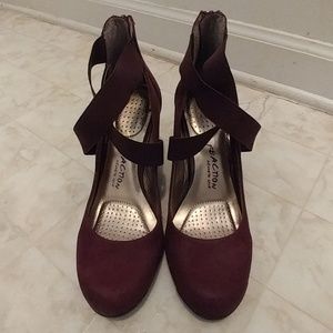 Kenneth Cole Reaction Maroon Criscross Strap