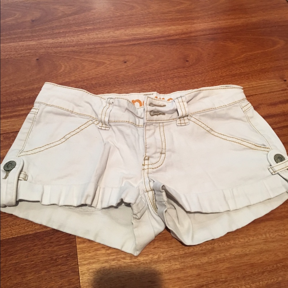 Nollie light wash /white Jean shorts