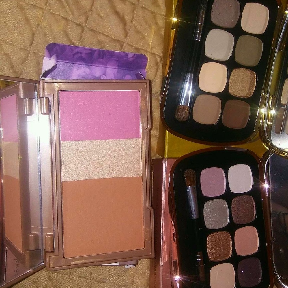 Unused cosmetics - Picture 2 of 2