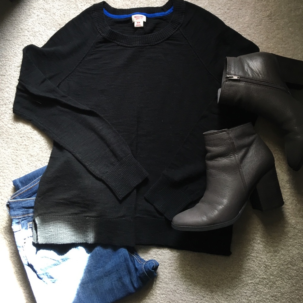 Mossimo Supply Co. crewneck sweater