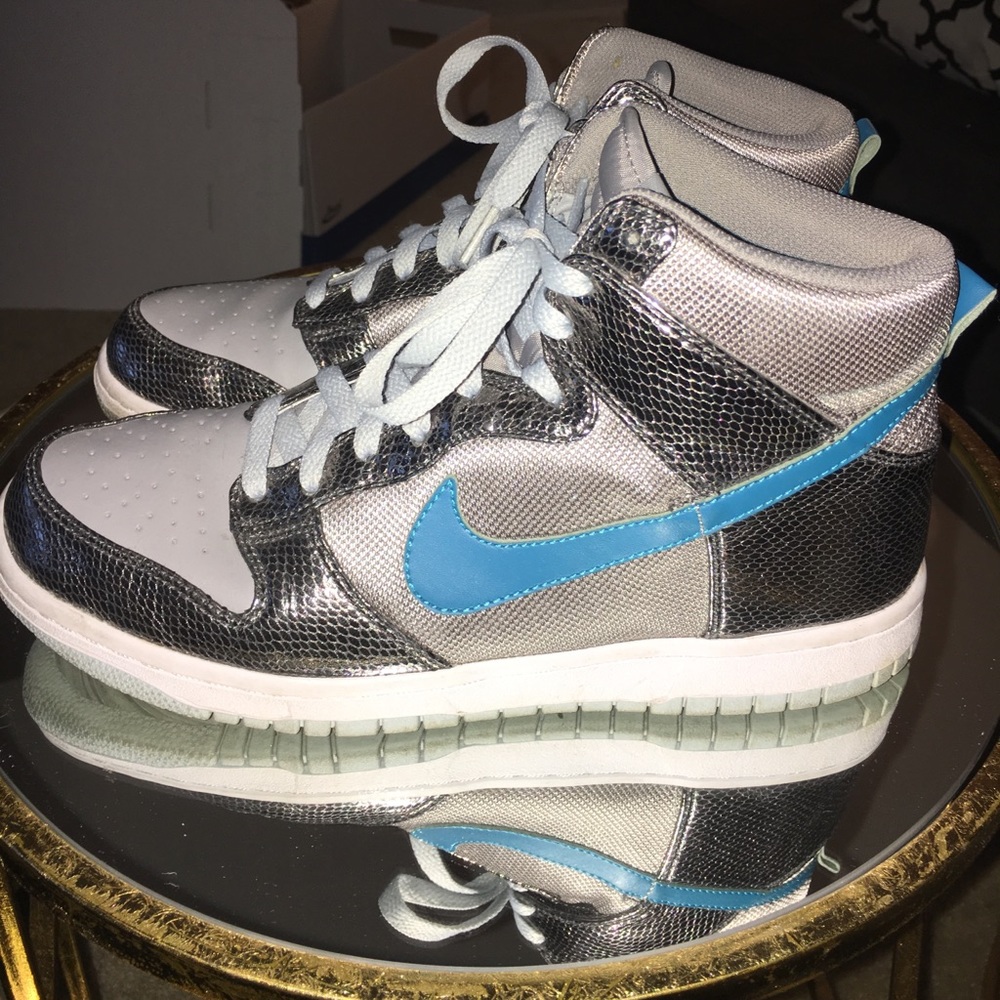 Womens Nike Dunk Hi