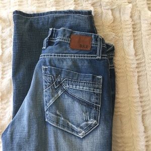 BKE Jeans - NWOT BKE💐Tyler Fit Distressed Jeans BKE Jeans - NWOT BKE💐Tyler Fit Distressed Jeans