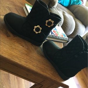 Black boots 6C