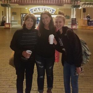 Meet your Posher, Destiny