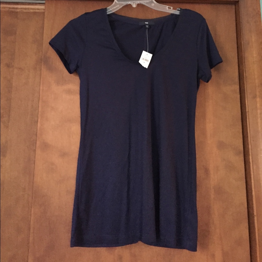 Navy blue scoop neck t shirt