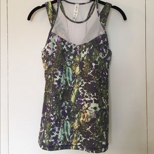 Brand new floral lululemon top