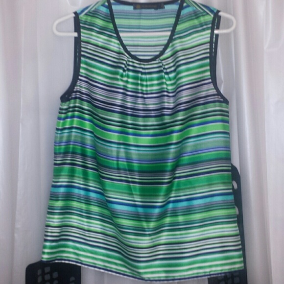 The Limited Outback Red Sleeveless Top Size Med - Picture 2 of 2