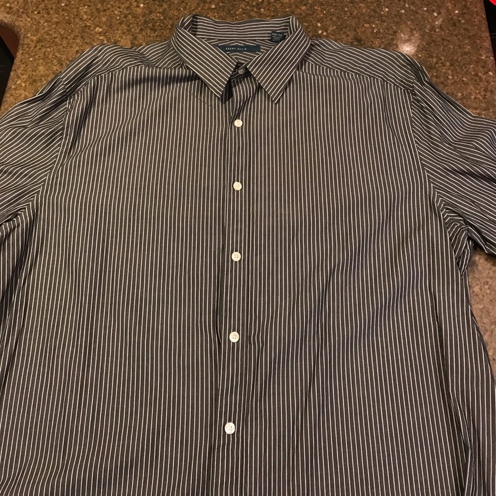 Perry Ellis pin stripe button up never worn XLT