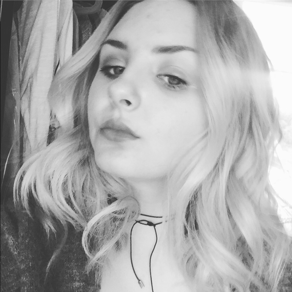Meet your Posher, Lexi
